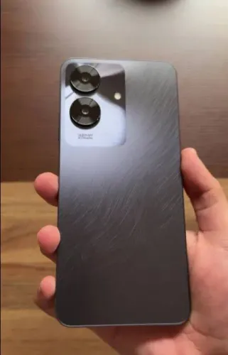 Realme Note 60