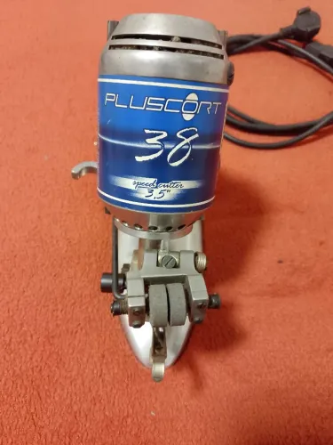 Máquina de corte de tecido pluscort 38