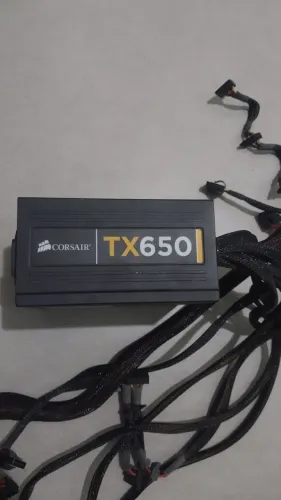 Fonte Corsair TX 650w