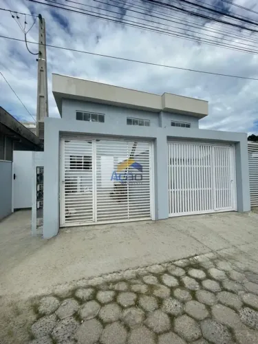 Sobrado Novo Para Locação Com 02 Suítes + 01 Dormitório no bairro Fazenda em Itajaí/SC