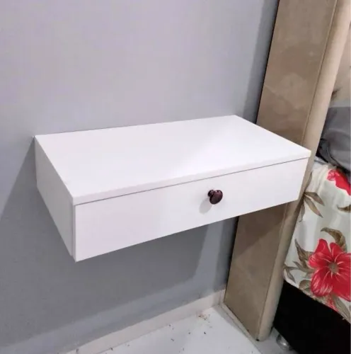 Mesa suspensa 