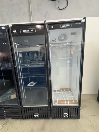 Expositor de cervejas 570 litros temperatura 7.5 graus Nova 