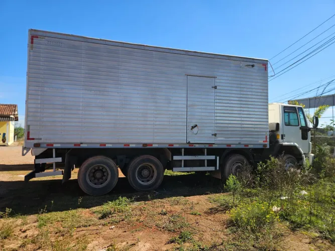 Bau para caminhão linshalm