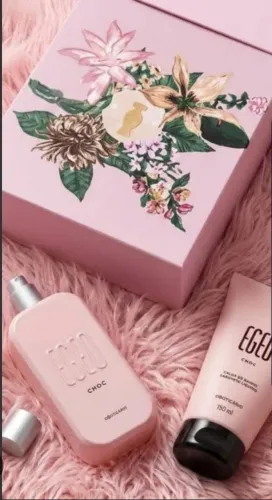 Perfume natura novo na embalagem.