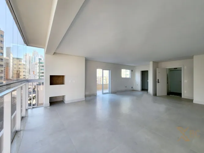 Apartamento 3 Quartos para Venda em Balneário Camboriú, Centro, 3 dormitórios, 3 suítes, 4