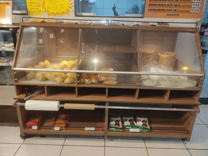 MÓVEL DE MADEIRA PARA PÃES À VENDA!