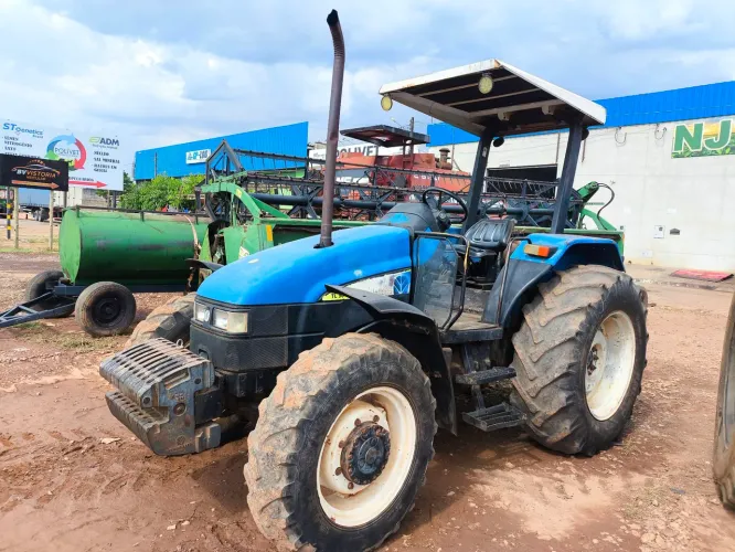 Trator New Holland TL 90