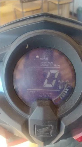 Moto elite 125 única dona