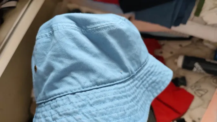 Bucket hat (chapéu) Adidas Tam G ótimo estado de conservaçãoR$130CADA UM, NÃO ACEITO 