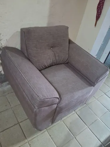 2 Poltronas de alto padrão.