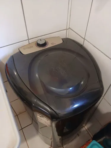 Tanquinho de lavar para conserto