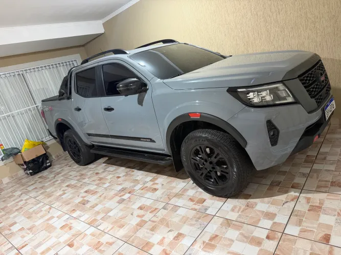 Nissan Frontier Pro4x CD 4X4 2.3 Bi-TB Die. AUT 2023