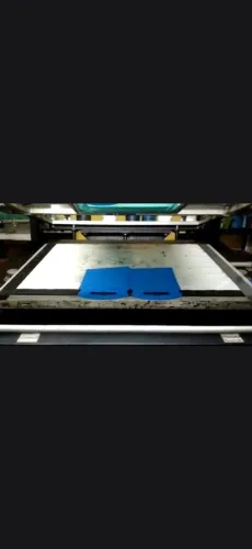 Máquina impressora serigráfica