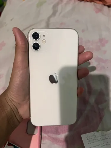 iPhone 11 vendo ou troco com volta 