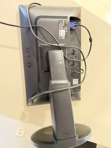 Monitor LG 