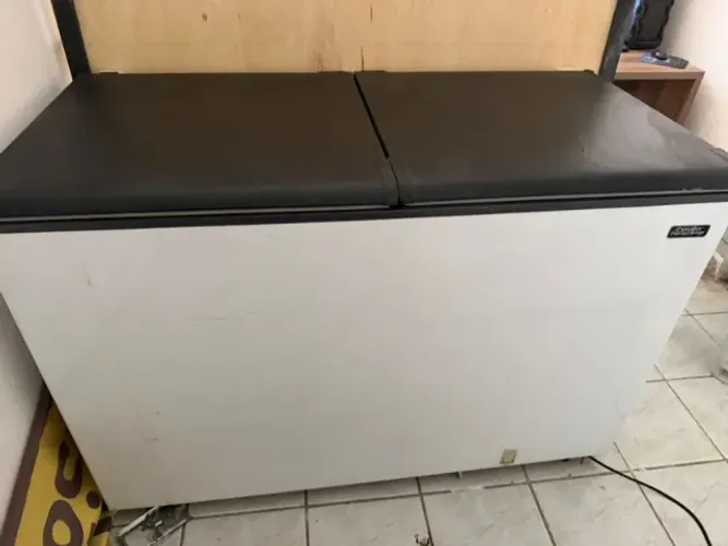 FREEZER HORIZONTAL DUAS PORTAS 440 L
