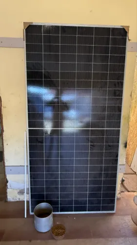 4 Painéis solar trincado mas funcionando