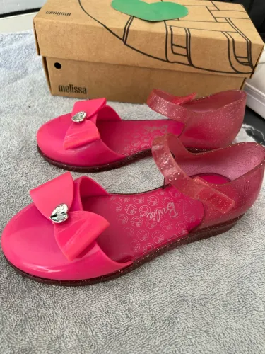Sandália Melissa