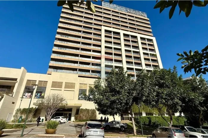 Sala comercial conjugada com 113m² -Vila do Golfe