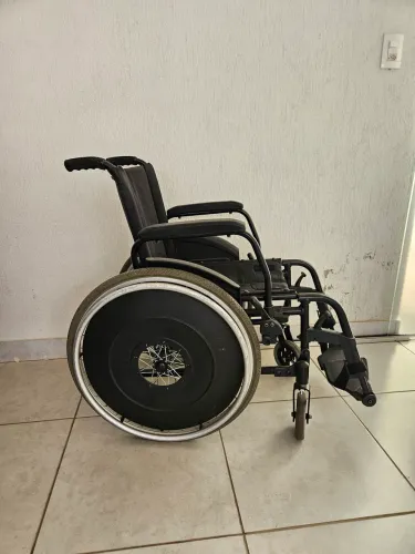Cadeira de Rodas