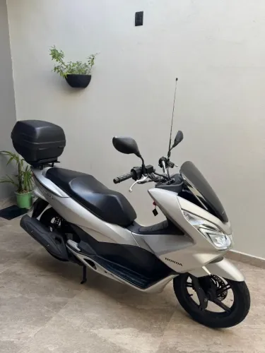 Honda PCX 150 DLX 2017/2018 - Baixa KM, Excelente Estado!