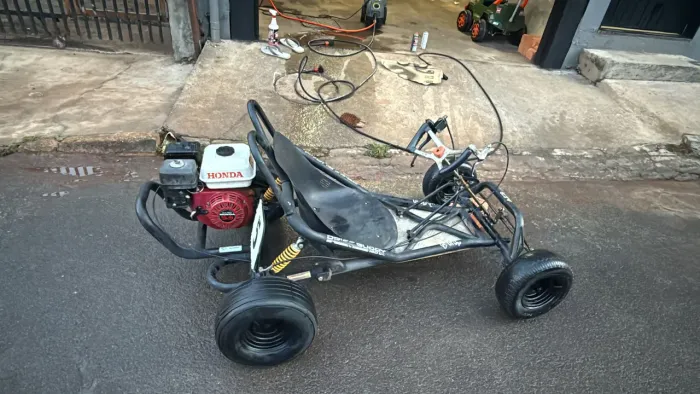 Vende-se ou trava kart Cross