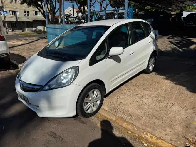 Honda Fit LX 1.4/ 1.4 Flex 8v/16v 5P Aut. 2014