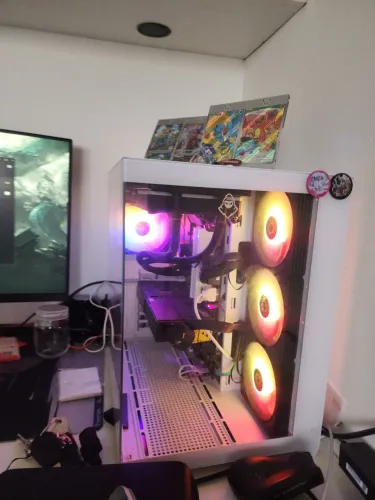 PC ryzen 2200g + rx 6500 xt
