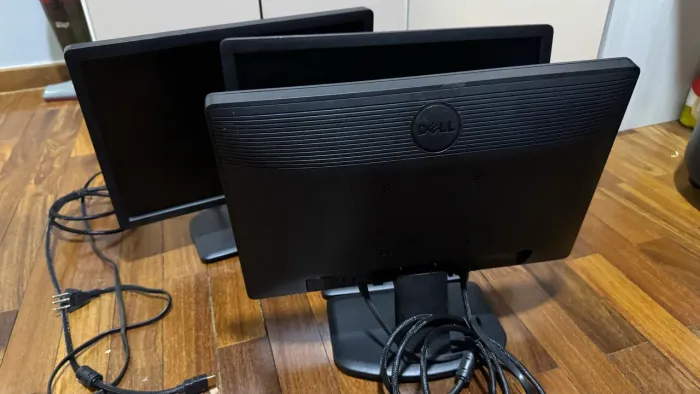 Monitor Dell 19 Polegadas com VGA e DVI