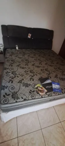 Cama com massagem