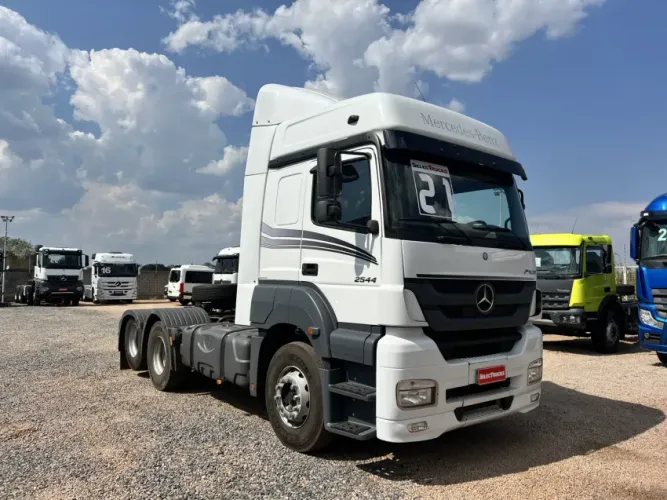 Mercedes Benz Axor 2544S ano 2021 Motor Revisado