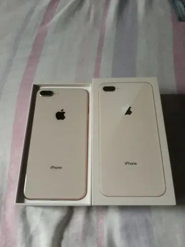 iPhone 8 Plus