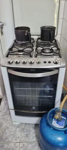 Vendo fogão