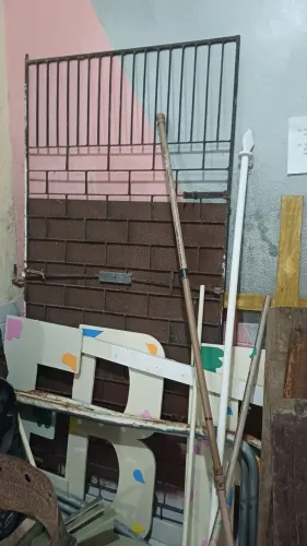 Portão de Ferro com Chapa 1m x 2,10m