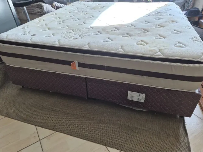 Cama king