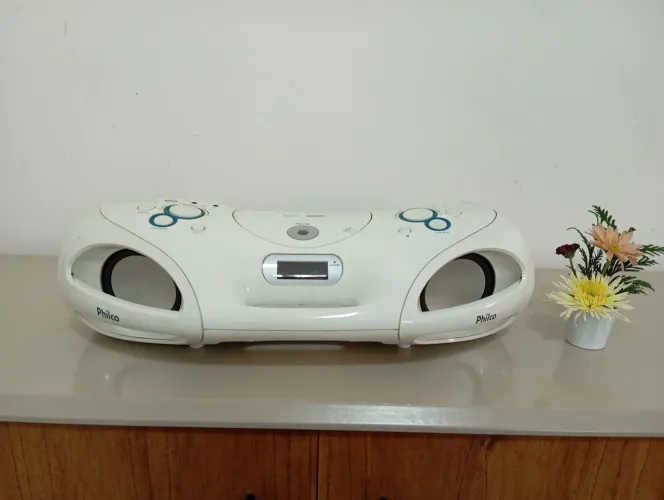 Rádio boombox Philco PB180 