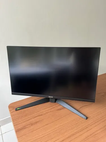 Monitor Gamer ASUS TUF 27" QHD 210Hz 0.3ms VG27AQ5A