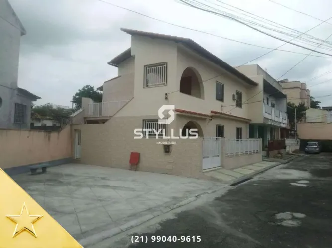 Casa de Vila Duplex com 2 Quartos (1 Suíte) e 2 Vagas em Quintino Bocaiúva! M93H