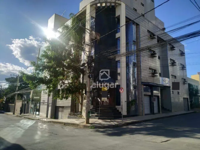 Prédio Inteiro à venda, Centro - Montes Claros/MG - R$ 5.640.000,00 - Alugar Imóveis