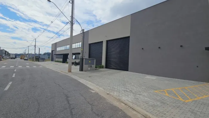 Locação Galpão Comercial Condominio Multiplus II Eldorado Jacarei,SP.