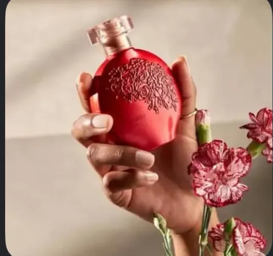 Perfume troco por artigos de bebê menina