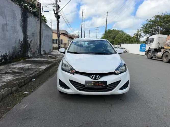 Hyundai HB20S C.style/c.plus1.6 Flex 16V Aut. 4P 2015