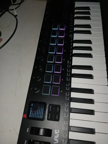 Controlador MIDI M-Wave SMK 37-Pro NOVINHO