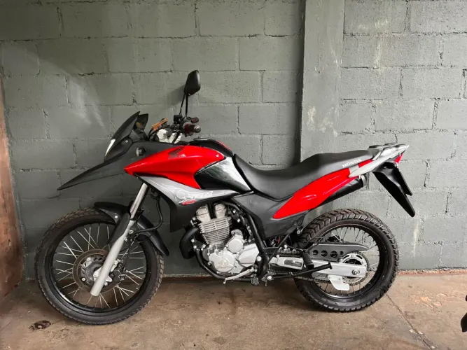 XRE 300 2010