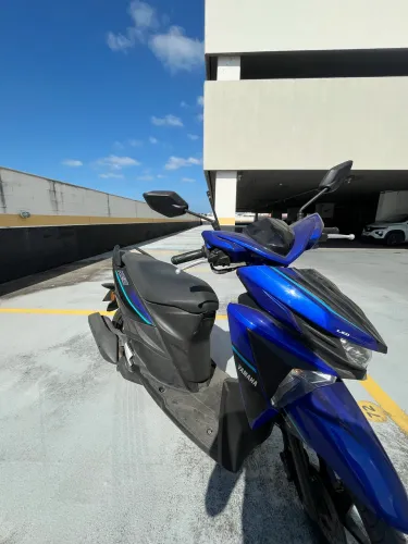 VENDO MOTO NEO