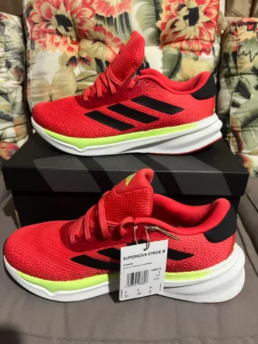 TÊNIS ADIDAS SUPERNOVA STRIDE TAMANHO 40