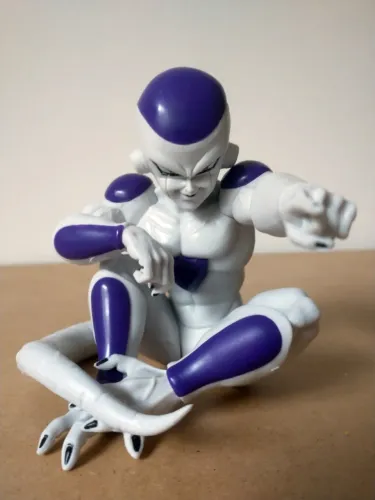 Action Figure Freeza Imperador Sentado Dragon Ball Z DBZ