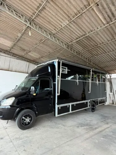 MOTORHOME COMPLETO 2023 E CAMINHÃO 2013.