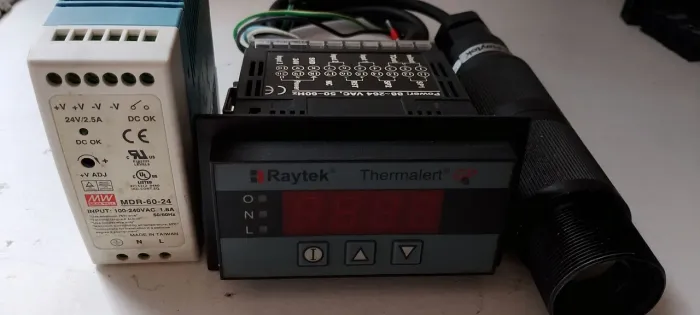 Medidor de temperatura Raytek RAYGPC + sensor de temperatura RAYXRTLTHSFA 250?-1200?