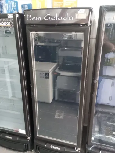 NZ. Cervejeira 570L porta de vidro com desembaçador Gelopar